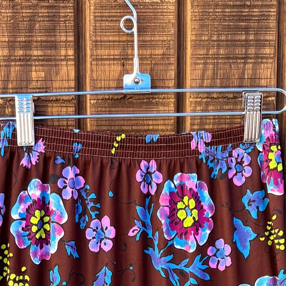 Vintage Brown Floral Skirt - Picture 4 of 10